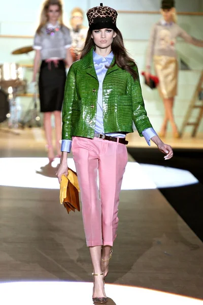 Look 1